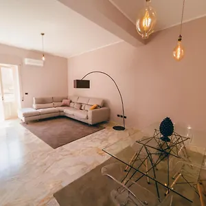  Holiday home Ficu Palace Italy